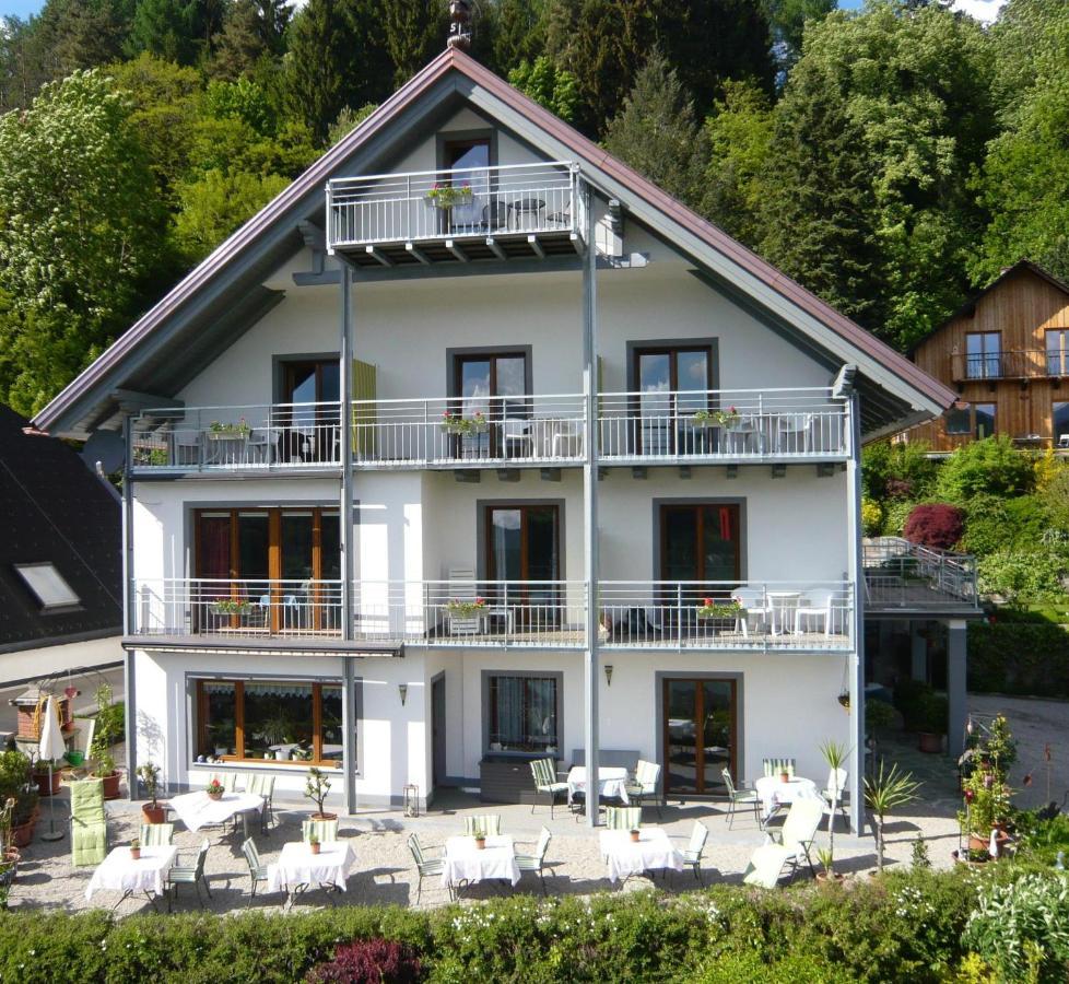 Haus Franz Hotel Милщат Екстериор снимка